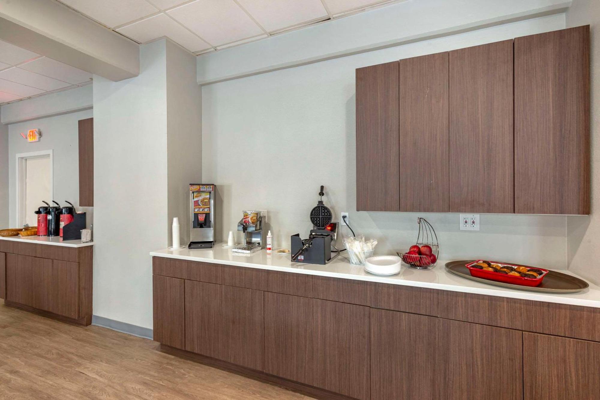 Comfort Inn Philadelphia International Airport West Chester Zewnętrze zdjęcie